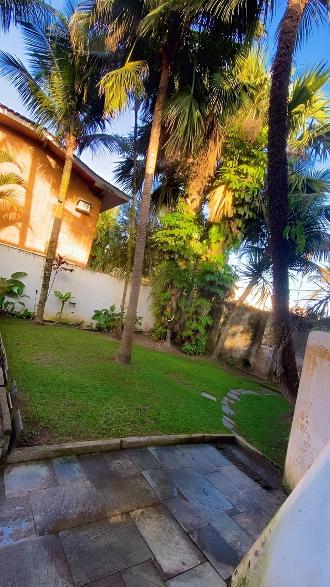 Casarao No Guaruja Com Piscina Villa Kültér fotó