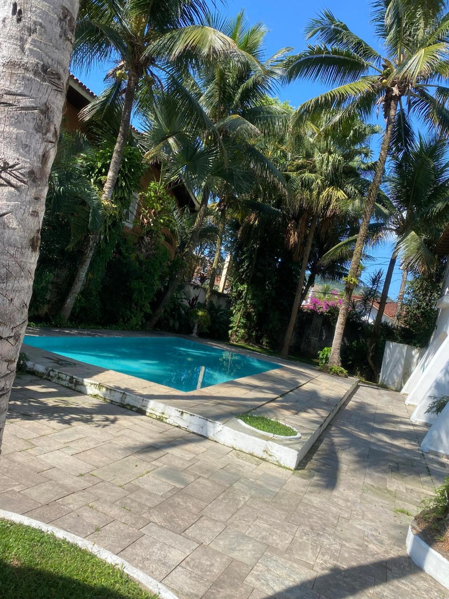 Casarao No Guaruja Com Piscina Villa Kültér fotó